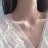 Collar de estrella y luna de 23 años para mujer, estilo sencillo y frío, ligero, de lujo, estilo de celebridad de Internet, cadena de clavícula, joyería de alta calidad.