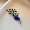 Broche Borboleta de Vidro de Luxo de Alto Padrão Transfronteiriço, Cristal Retro Incrustado com Diamantes, Elegante e Estiloso Broche para Blazer de Terno para Mulheres