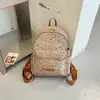 Mochila com estampa de estrelas, grande capacidade, simples e versátil, adequada para estudantes, estilo coreano, com estampas de letras e um visual preppy de faculdade.