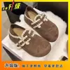 Novos Sapatos Birkenstock de Solado Grosso com Cobertura Total para Outono e Inverno 2025 para Mulheres, Design Moderno e Versátil, Sapatos Confortáveis para Calçar Facilmente
