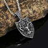 Collar de Acero Inoxidable Personalizado para Hombre Europeo y Americano Retro Acero Titanio Colgante Cabeza de Ciervo Tótem Brújula Vikinga Venta al Por Mayor