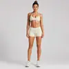 Conjunto de ropa deportiva transfronterizo con hermoso sujetador deportivo de cuello halter en la espalda, conjunto de shorts de running, entrenamiento, yoga de secado rápido con sensación de piel para mujer