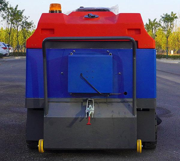 XBS-1500新能源清扫车3.jpg