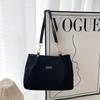 2025 Nueva Bolsa Tote de Pana de Gran Capacidad para Primavera y Otoño Estilo Coreano para Viajes y Desplazamientos Bolsa de Hombro Elegante y Versátil