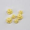 Polvo de concha prensado doble capa flor de loto mesa DIY accesorios hechos a mano agujero pasante fondo plano flor cuentas antiguas material para pasador de pelo