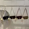 Bolso de Axila de Nicho para Mujer 2025 Nuevo Otoño e Invierno Estilo Coreano Bolso de Mujer de Moda y Hermoso Bolso de Hombro de Moda Cerradura Bolso Cuadrado Pequeño