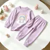 Traje de Niña para Primavera y Otoño 2026 Nuevo Lindo Conjunto de Dos Piezas de Pijama con Mangas Largas y Pants tipo Jogger para Casa y Salir para Bebés y Niños Pequeños