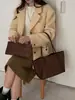 2026 Meilade Bolsa Tote Retrô Versátil de Ombro Único Outono/Inverno Nova Bolsa de Axila Grande Capacidade em Camurça Feminina