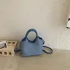 2026 Minibolsa de Mano Estilo Fresco Japonés Azul Denim Bolso Cubo para Mujer Bolso Coreano para el Trabajo Bolso Escolar para Estudiantes
