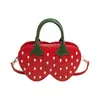 Bolsa Transversal com Corrente 2026 Nova Tendência Versão Coreana Bolsa Transversal de Ombro Cartoon 3D de Morango para Mulheres