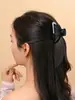 Pinza para el cabello de PC estilo coreano, simple y de alta gama, para mujeres. Accesorio básico versátil de lazo de mariposa para recogidos en la parte posterior de la cabeza.