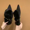 Pantuflas de Medio Uso Peludas para Mujer de Otoño e Invierno, Punta Puntiaguda, Remaches, Correa Única, Elevadoras de Altura, Pantuflas de Punta Cerrada para Mujer, para Ponerse Fácilmente, Pantuflas de Algodón Peludo