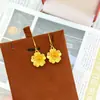 Brincos Pendentes Flor de Rosa Estilo Chinês Novo Liga de Cobre Dourado Simulado para Mulheres Nicho Sensação de Luxo Casamento Três Ouros Brincos Florais Tridimensionais