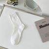 Meias pretas Meias femininas de comprimento médio Ins Na moda Algodão puro Primavera e Outono Japonês Cor sólida All-match Esportes Verão Meias brancas