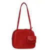 Bolsa de ombro única minimalista com textura de alta qualidade para o trabalho feminino, novo design de nicho para o verão de 2026, bolsa de axila da moda