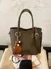 Bolsa de Mão de Pelúcia Camurçada Feminina 2026 Nova Outono Retro para o Trabalho Bolsa de Ombro Único Bolsa Saco Maillard Transversal