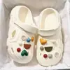 En stock 2024 Zapatos Nuevos para Hombre para Zapatos de Hombre para Pisar Estiércol Sensación Verano Exterior Exterior Playa Suela Gruesa Antideslizante Pareja Hombre