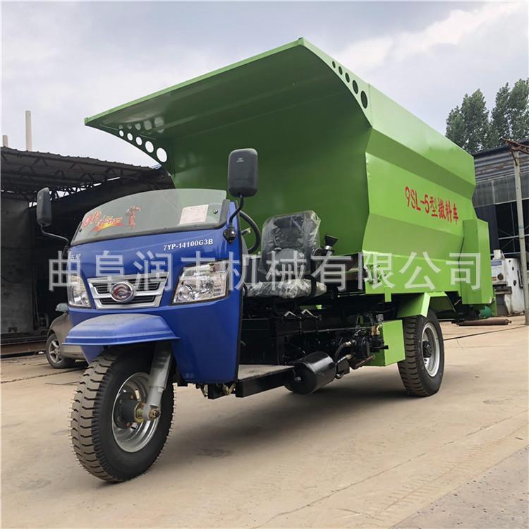 柴油撒料车