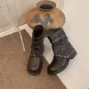 Botas Apiladas con Hebilla de Remaches Estilo Punk Europeo y Americano para Mujer Negras 2026 Otoño Invierno Nuevas Punta Redonda Tacón Grueso Botas de Jinete