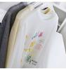 Camiseta de Manga Larga de Lyocell Estampada para Mujer, Refrescante y Antienvejecimiento, Verano Fina de Corte Holgado, Camisa Adelgazante para Estudiante con Cuello Redondo, Protección Solar