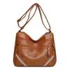 Moda 2026 Transfronteriza Bolso de Mujer Multicapa Bolso para Suegra Retro Europeo y Americano Bolso de Hombro Cruzado de Gran Capacidad
