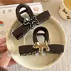 Lindo pasador de pinza de tiburón con lazo a rayas para cachorro para mujer, tamaño mediano, para recogido en la parte posterior de la cabeza, adecuado para cabello fino, elegante accesorio para el cabello