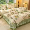 Conjunto de Quatro Peças de Leite Fleece Totalmente Fosco Espessado Outono e Inverno Estilo Colcha Acolchoada de Renda Dupla Camada Retro Conjunto de Fleece