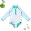 Conjunto de Maiô Longo com Estampa Floral Tropical e Touca para Meninas, Proteção Solar Fator 50+ Classe A, Secagem Rápida, Roupa de Banho Infantil