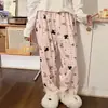 Pantalones de Pijama Sueltos para Mujer con Nuevo Estampado Floral Estilo Coreano Primavera y Verano Ropa de Casa Pierna Recta Se Pueden Usar Afuera Dormitorio Estudiantil Pantalones Repelentes de Mosquitos
