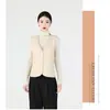 Colete Leve Feminino 90% Penugem de Pato Branco Gola V Costurado Curto 2025 Novo para o Trabalho Outono e Inverno Fornecimento Direto da Fábrica