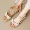 Sandalias de cuña de lunares con lazo para mujer, estilo nicho, nuevas de verano 2026, sandalias de cuña casuales de suela gruesa para mujer