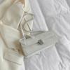 Bolso de Hombro Suave de Seda de Moda para Mujer Nuevo 2024 Primavera y Verano Versátil Bolso de Axila Ins Elegante Bolso Cuadrado Pequeño para Mujer