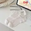 Meias Fofas para Mulheres, Cano Curto Sem Costura Malha Respirável Desenho de Urso Verão Finas Estilo Ins Laço Meias de Menina