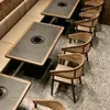 Mesa Booth para Churrasco de Madeira Maciça Beijada pelo Fogo com Vento Selvagem Montanha, Mesa e Cadeiras para Churrasco sem Fumaça a Carvão, Mesa de Jantar para Restaurante de Hot Pot