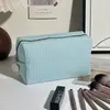 Bolsa de Maquillaje Bordada de Gasa de Gran Capacidad a Rayas Bolsa Portátil para Maquillaje de Salida Bolsa de Artículos de Tocador de Viaje