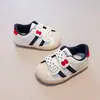 Zapatos Casuales Versátiles de Moda para Niñas 2026 Primavera/Otoño Nuevo Estilo Estampado de Moños para Niños Suela Suave Zapatos para Bebés Zapatos Blancos