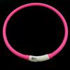 Nuevo collar luminoso LED para perros de Amazon, collar de silicona recargable por USB para mascotas.