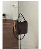 Bolsas Versáteis Artesanais Luxo Leve Design de Nicho Sensação de Alta Qualidade Bolsas Transversais de Praia Ombro Único Bolsas de Balde Transversais