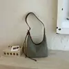 Bolso tejido para mujer, nuevo y moderno bolso de paja de moda verano 2023, bolso de hombro casual de gran capacidad, elegante bolso de axila