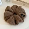 Scrunchie de Pelúcia Cinza Tricotado Estilo Coreano para Mulheres, Coque Estilo Preguiçoso, Acessório de Cabelo Simples Oversized, Elástico de Cabelo para Outono e Inverno