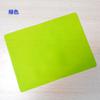 Uma variedade de tapetes de mesa de silicone impermeáveis multicoloridos, tapetes de isolamento térmico, tapetes de mesa, tapetes de mesa antiderrapantes para estudantes e crianças, com logotipo