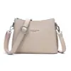 Otoño 2026 Bolsos de Mujer Transfronterizos Moda Elegante Casual Práctico Moderno Alta Apariencia Gran Capacidad Temperamento Simple