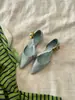 Primeiro Encontro Ji Xin Sapatos de Salto Mary Jane com Fivela de Metal Cortada Lateralmente Novo Estilo Chinês Moda Versátil Salto Fino Absolutamente Lindo Recorte