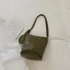 Bolsa de balde trançada casual de nicho estilo coreano para mulheres, nova bolsa de ombro da moda, bolsa de ombro e transversal para o dia a dia