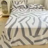 Lençol de Cama Flanelado de Algodão Puro Espesso Desenho Animado Peça Única 2026 Novo Outono e Inverno 100% Algodão Colcha Infantil Lençol de Elástico para Cama de Solteiro Conjunto de Três Peças