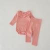 Colección Otoño 2026 Conjunto de Ropa para Casa de Color Sólido para Bebés y Niñas Pequeñas con Cuello Volante Mameluco de Manga Larga + Conjunto de Pantalones Largos de Cintura Alta