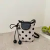 Bolso Cubo de Estilo Coreano con Lunares Verticales de Moda para Mujer 2026 Nueva Llegada Bolso de Hombro Cruzado Casual Simple para el Viaje Diario