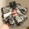 Ligas para el cabello estilo coreano, ligeras, con estampado de leopardo, elásticos para el cabello retro extragrandes, bandas elásticas para el cabello muy elásticas, scrunchies de moda para mujer