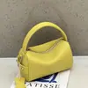 Bolso de Mano y Cruzado Personalizado de Fábrica de Piel de Vaca de Grano Natural Bolso Pequeño Cuadrado Suave para Viajes Diarios Bolso de Piel Genuina de Moda para Mujer