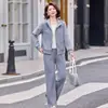 Traje deportivo de otoño para madre 2026 nuevo estilo para mujeres de mediana edad y mayores, sudadera con capucha elegante conjunto casual de dos piezas
